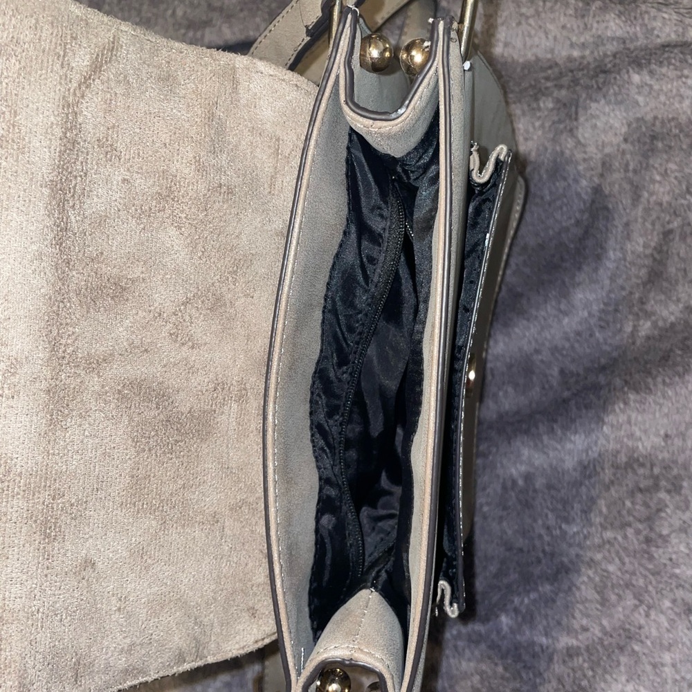 Franco Sarto Beautiful Saddle Bag *make offers* - Picture 6 of 14